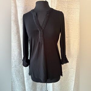 Cable & Gauge Elegant Black Long Sleeve Top